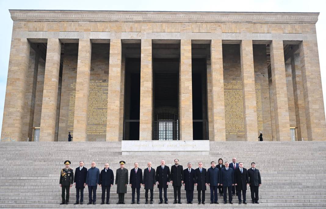Azerbaycan Cumhurbaşkanı Aliyev Anıtkabir'de 13